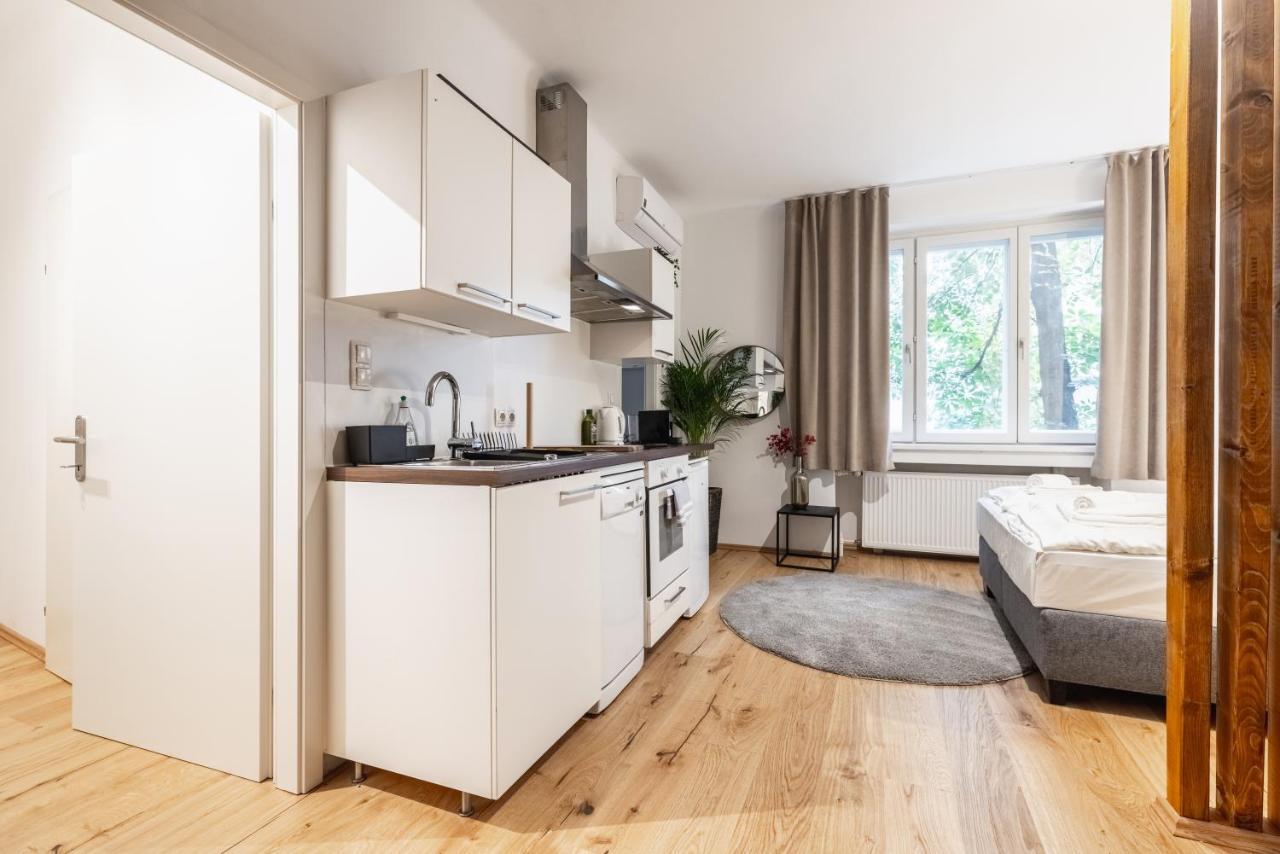 Cozy Studio Apartment Located In Vienna'S Vibrant City Center Екстериор снимка